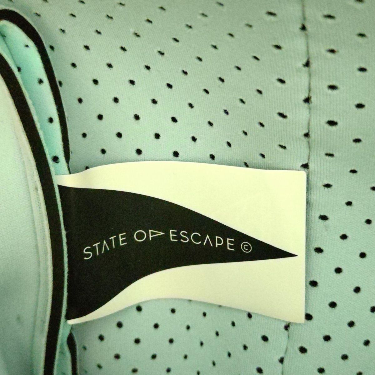 ライトブルー パンチング