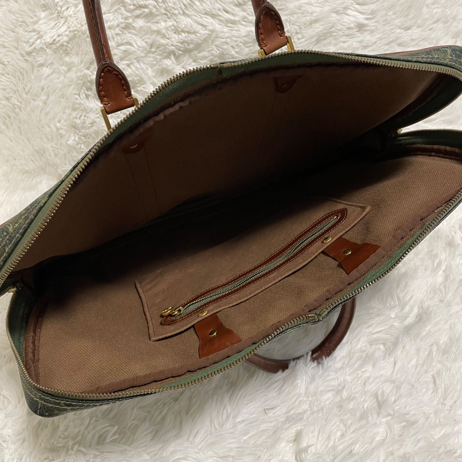 美品✨　タニノクリスチー+ヤングオルセンバック 美品 TANINO CRISCI タニノクリスチー ビジネスバッグ - メルカリ