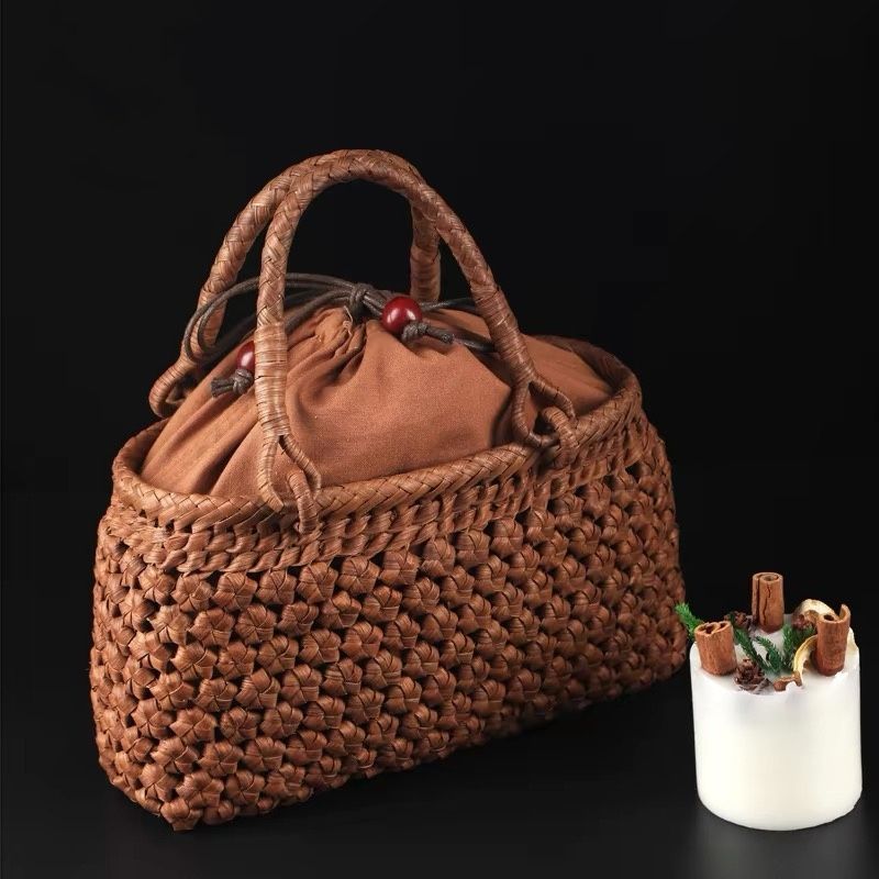 山葡萄かごバック、新品、未使用 あやこ品 新品未使用 葡萄つる 山葡萄