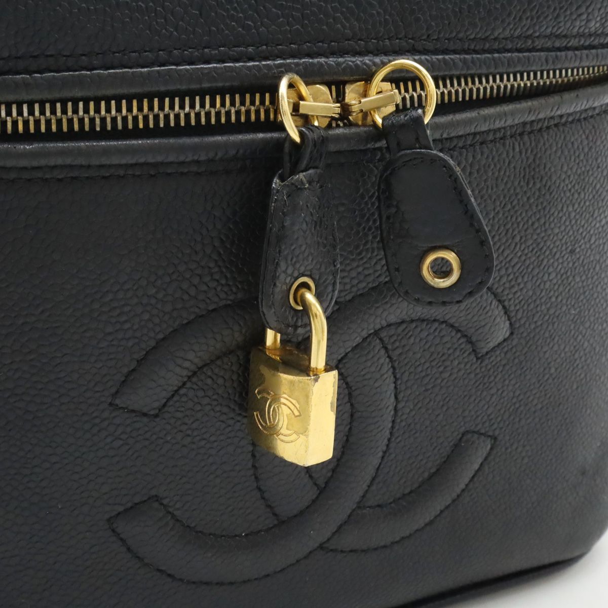 シャネル ココマーク キャビアスキン バニティバッグ CHANEL シャネル ココマーク キャビアスキン バニティバッグ