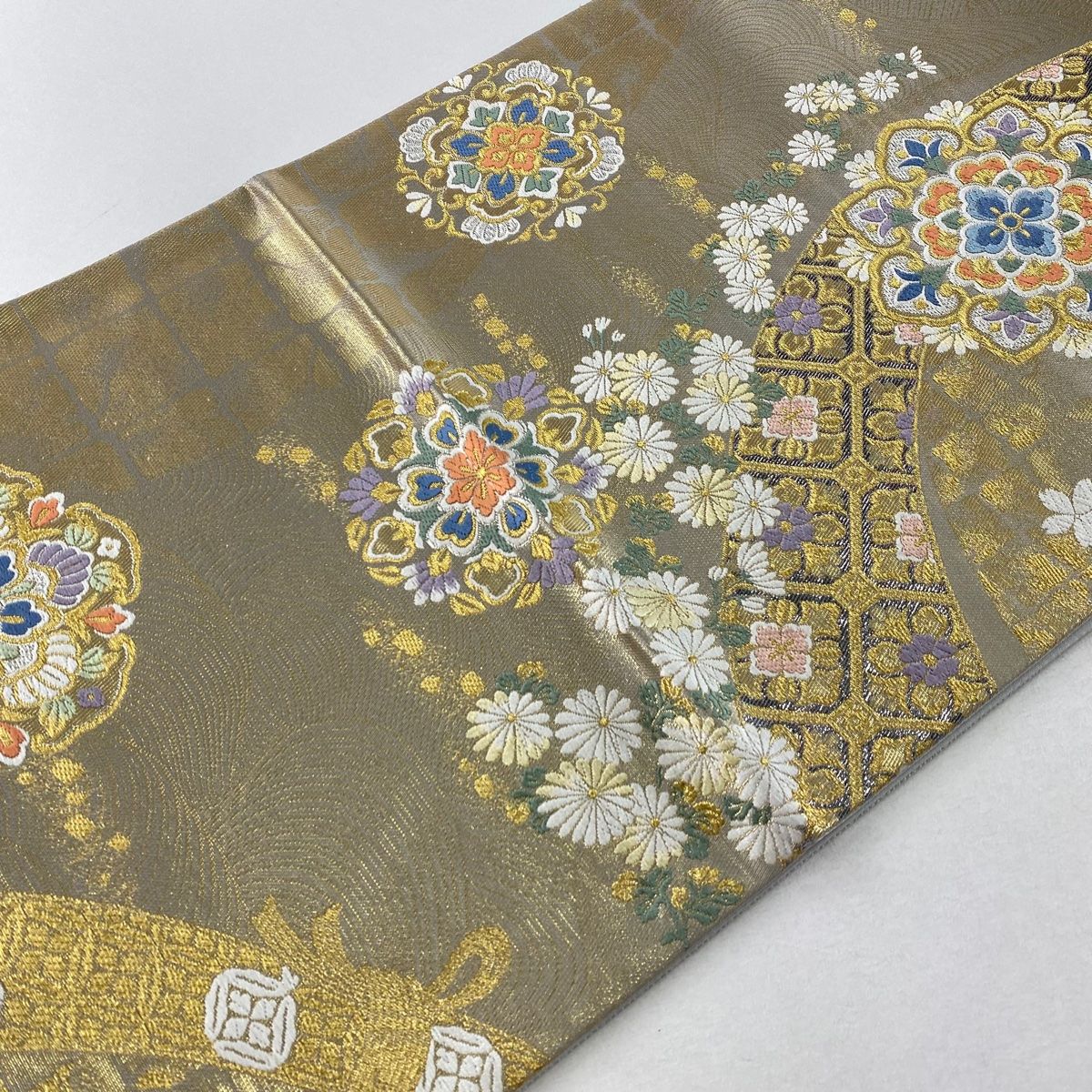 袋帯 美品 秀品 流水地華文 金銀糸 箔 金色 六通 正絹 【中古