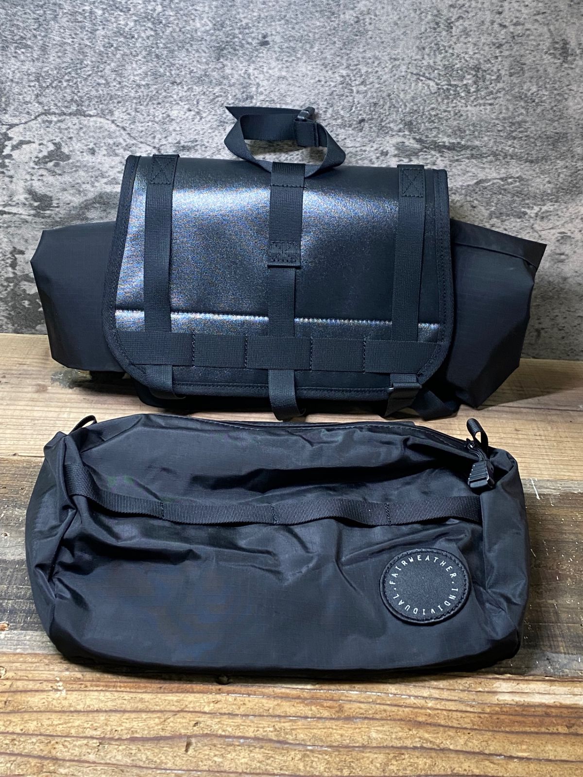 IK283 フェアウェザー FAIRWEATHER handlebar bag x-pac 15L ハンドルバーバッグ 黒