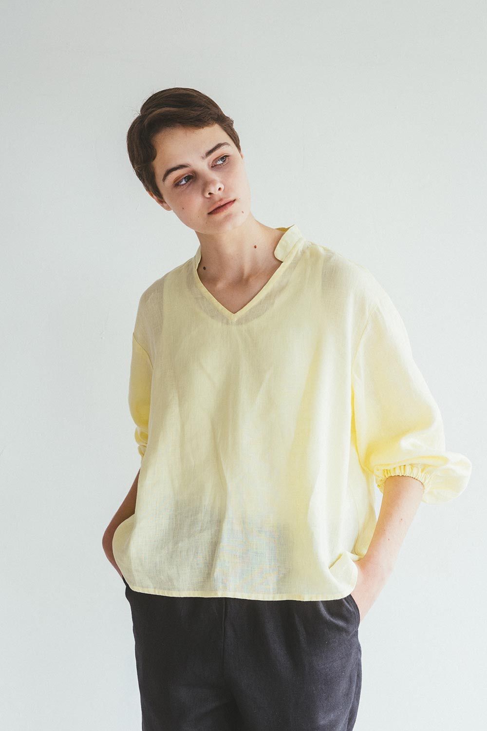 fog linen work フォグリネンワーク シビッラ トップ エマイユ 麻 fog linen work シビラトップ エマイユ - メルカリ
