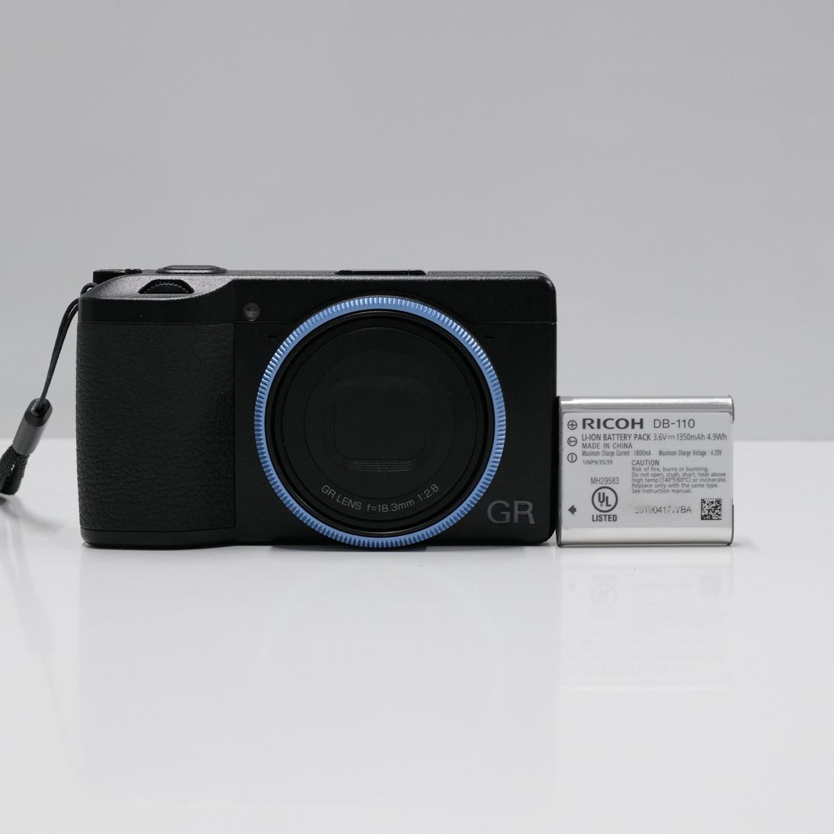 RICOH GR III USED超美品 GR3 デジタルカメラ 本体+バッテリー Wi-Fi 