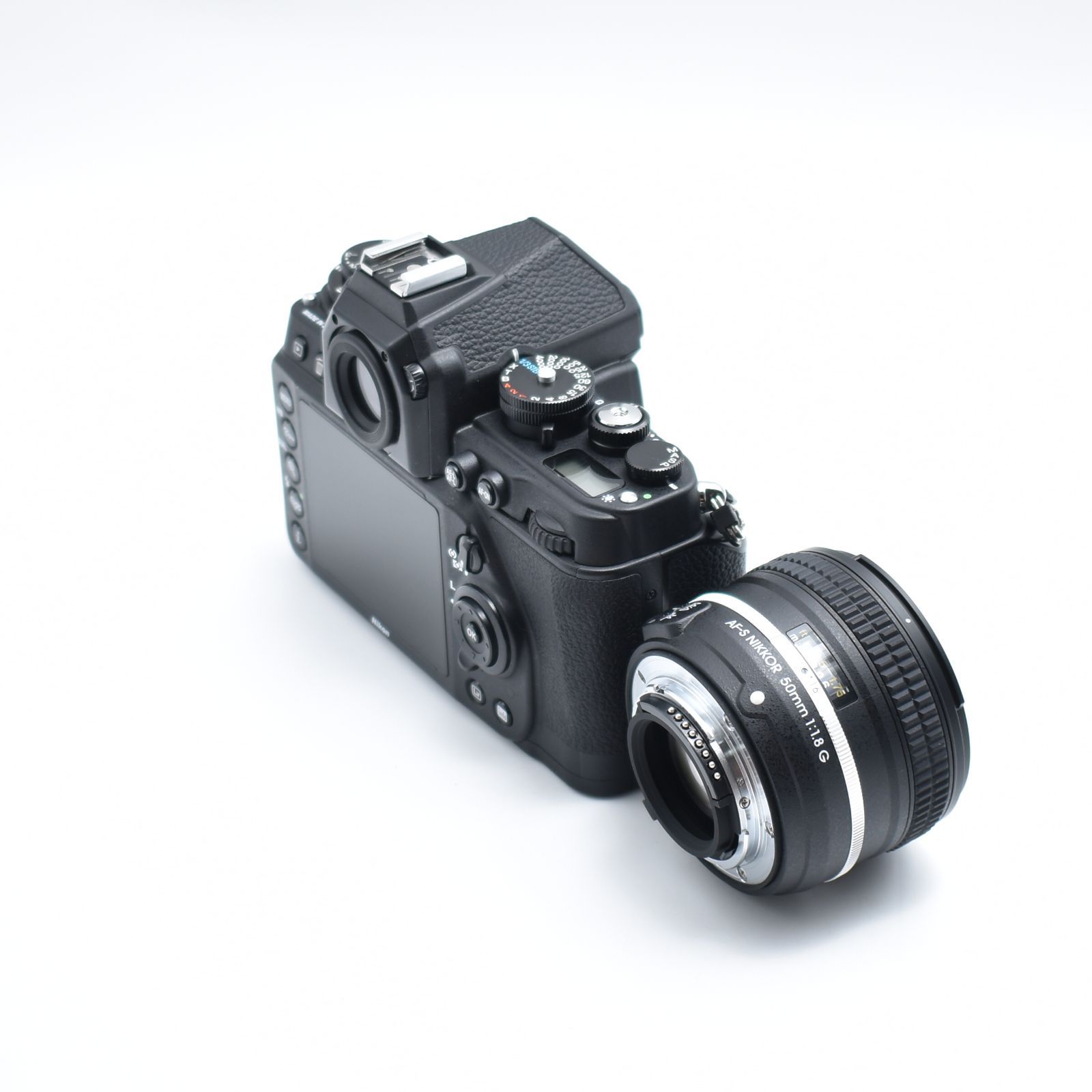 Canon 60D&2本のレンズ 被さっ 自由なアングルで撮影できるバリ Canon 60D&2本のレンズ 被さっ 自由なアングルで撮影できるバリ