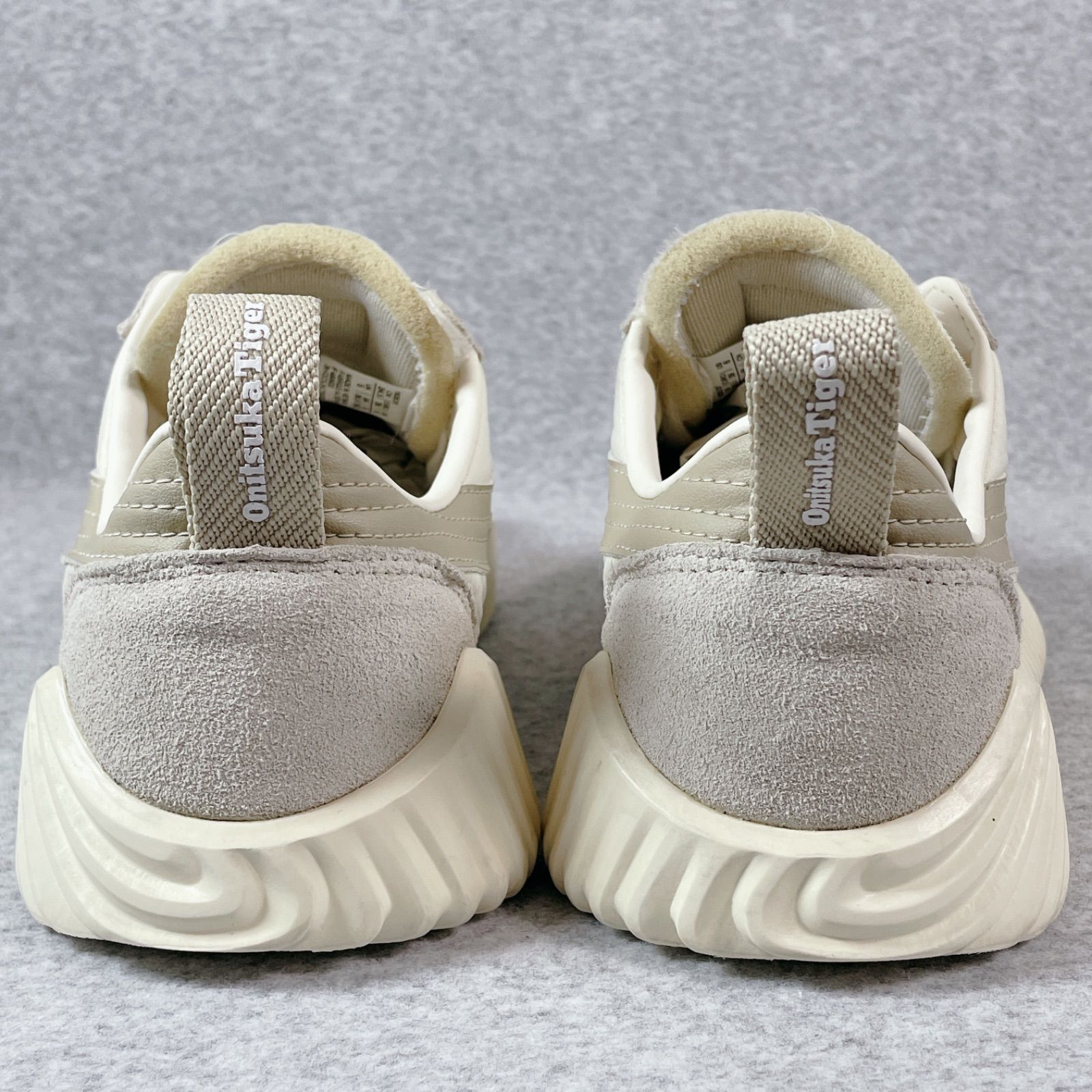 オニツカタイガー アクロモント ベージュ 24.5 楽天市場】Onitsuka Tiger オニツカタイガー スニーカー