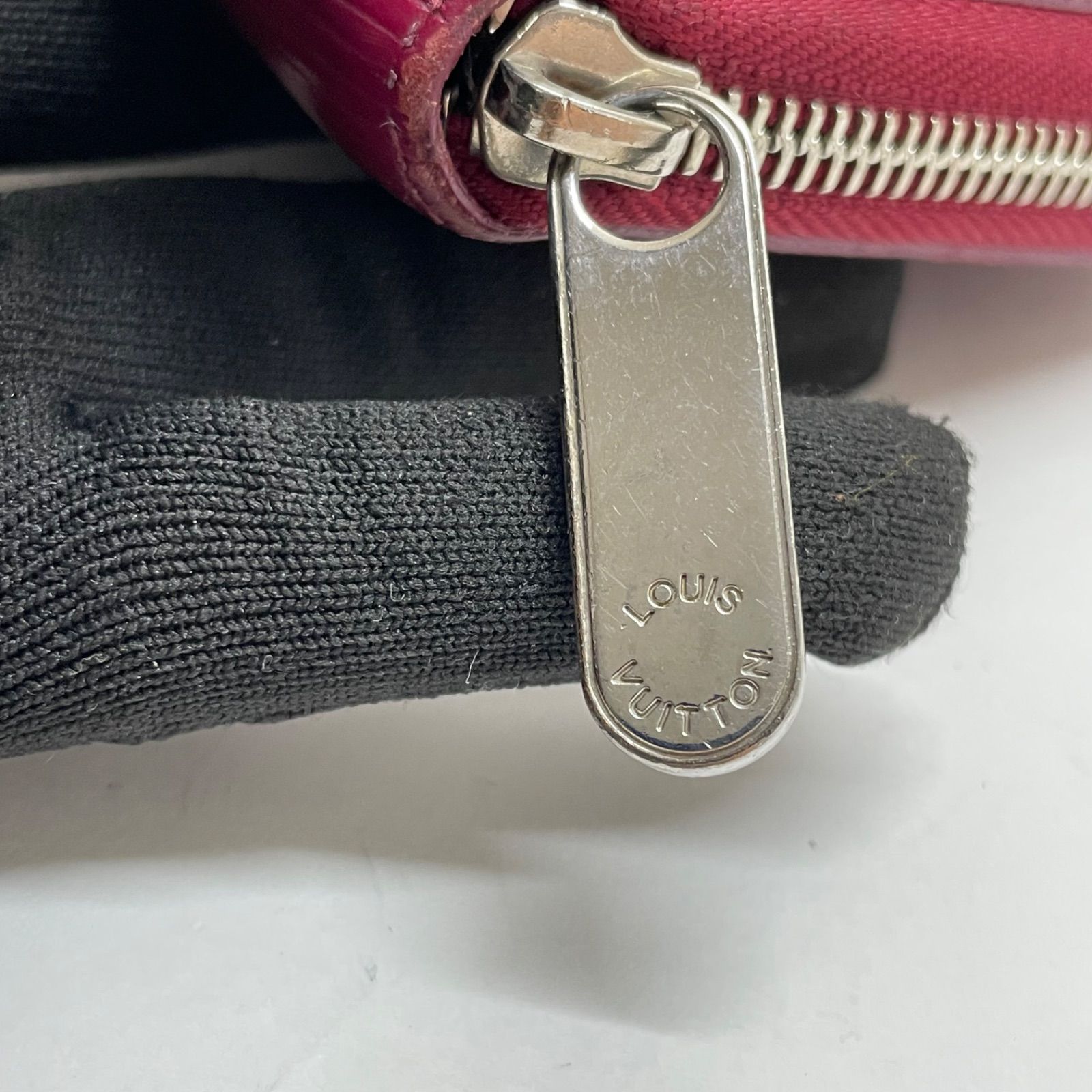 1696 LOUIS VUITTON ルイヴィトン エピ 長財布 ジッピー