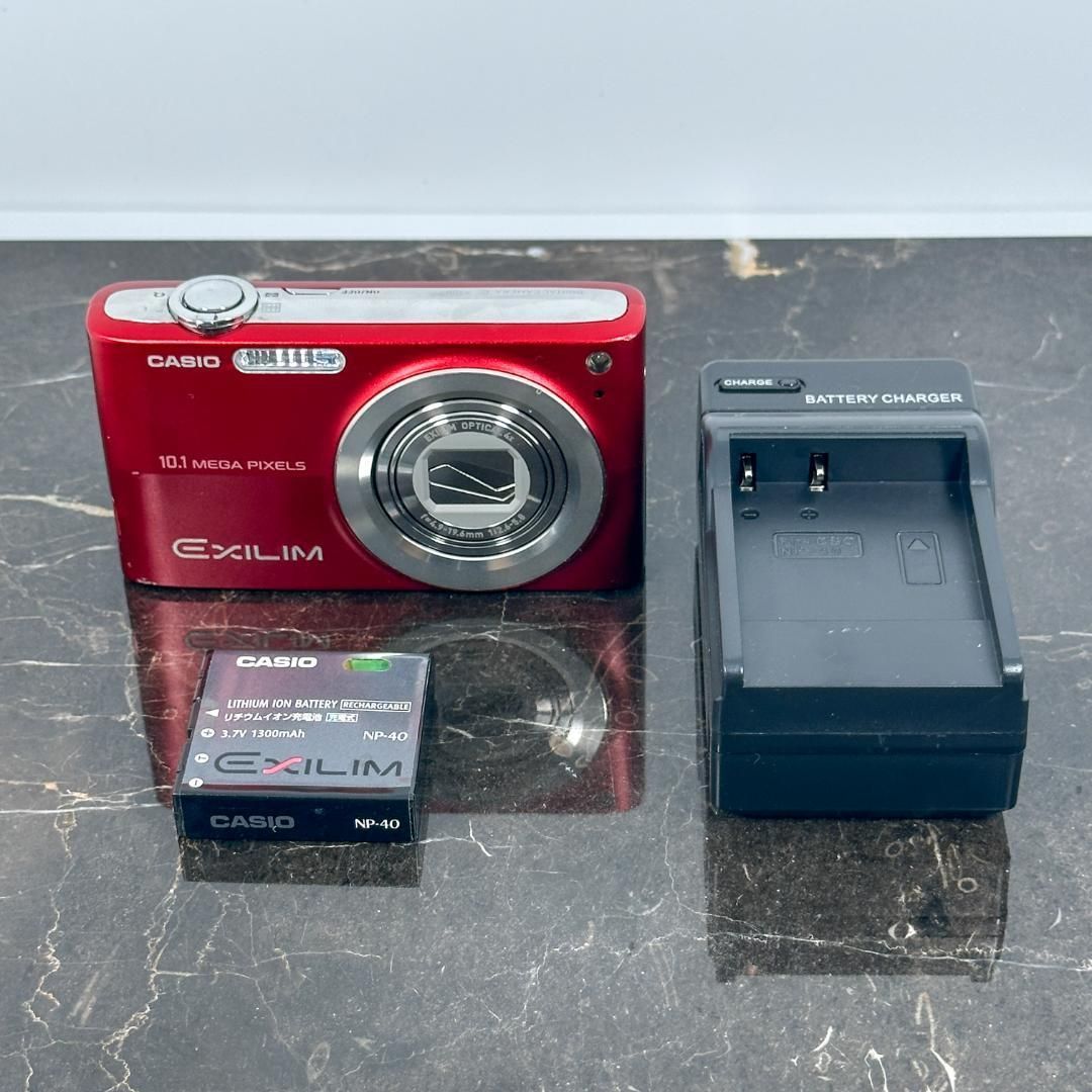 CASIO EXILIM EX-Z200 レッド カシオ エクシリム デジタルカメラ