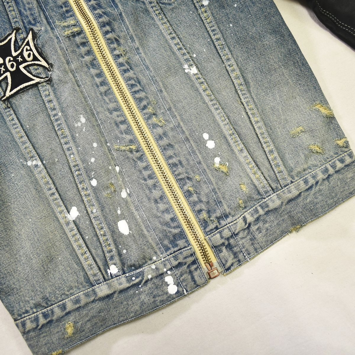 未使用】 クリーチャー フロム ザ リヴィング CREATURE FROM THE