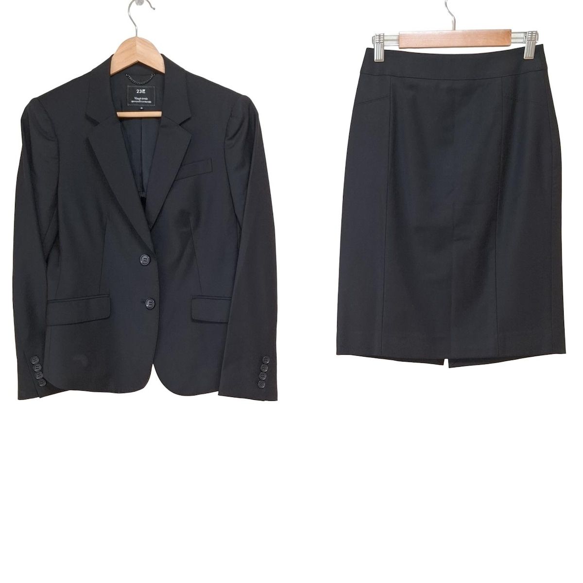 極美品✨ニジュウサンク23区✨スカートセットアップスーツ✨XL✨大きいサイズ✨黒 23区(ニジュウサンク) スカートスーツ レディース - 黒 Vingt