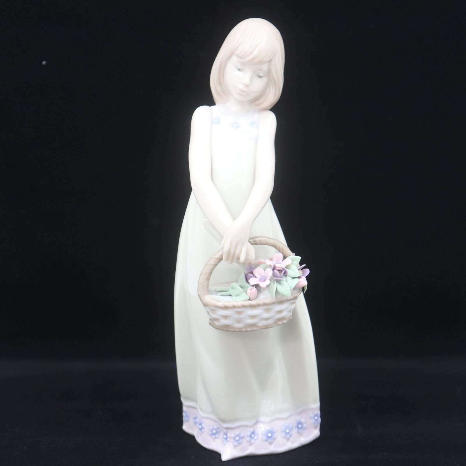 IT7OJ9GKAW20 LLADRO リヤドロ お花の宝物 5605 少女 女の子