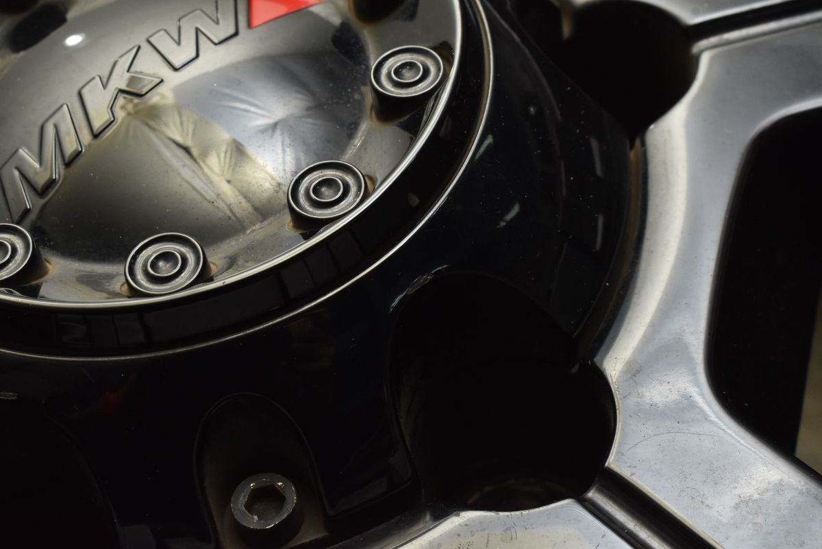 バリ溝】MKW MK-36 17in 8J +25 PCD139.7 BFグッドリッチ