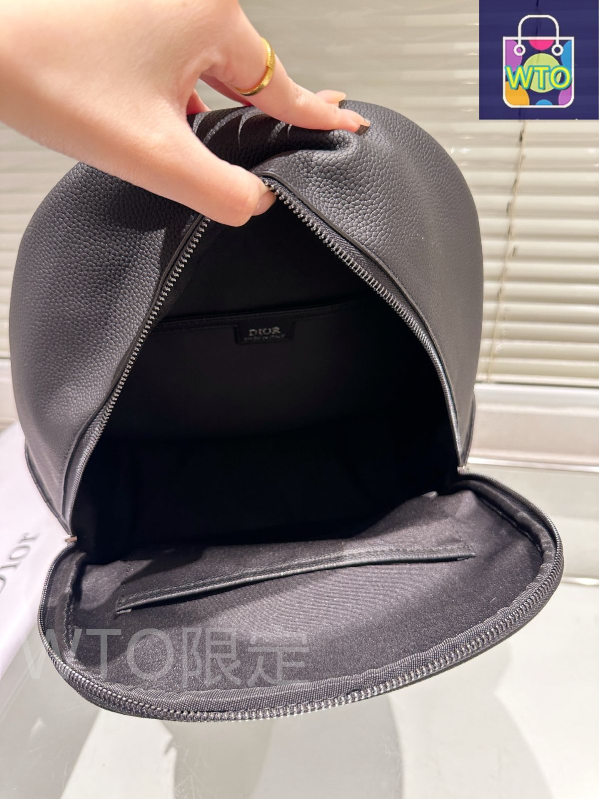Dior ディオール グラビティ ショルダーバッグ DIOR | Saddle 3-in-1 バッグ ディオール グラビティ レザー