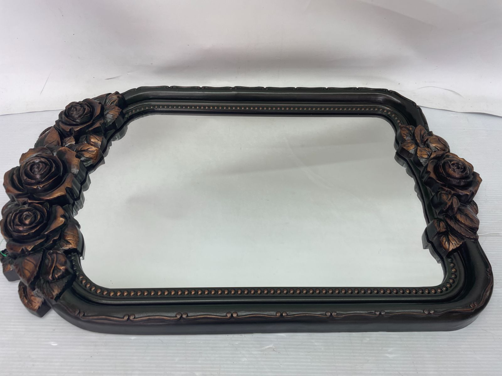 アンティークミラー 壁掛け 鏡 木製 木彫り 薔薇 ウォールミラー レトロ アンティークミラー 壁掛け 鏡 木製 木彫り 薔薇 ウォールミラー