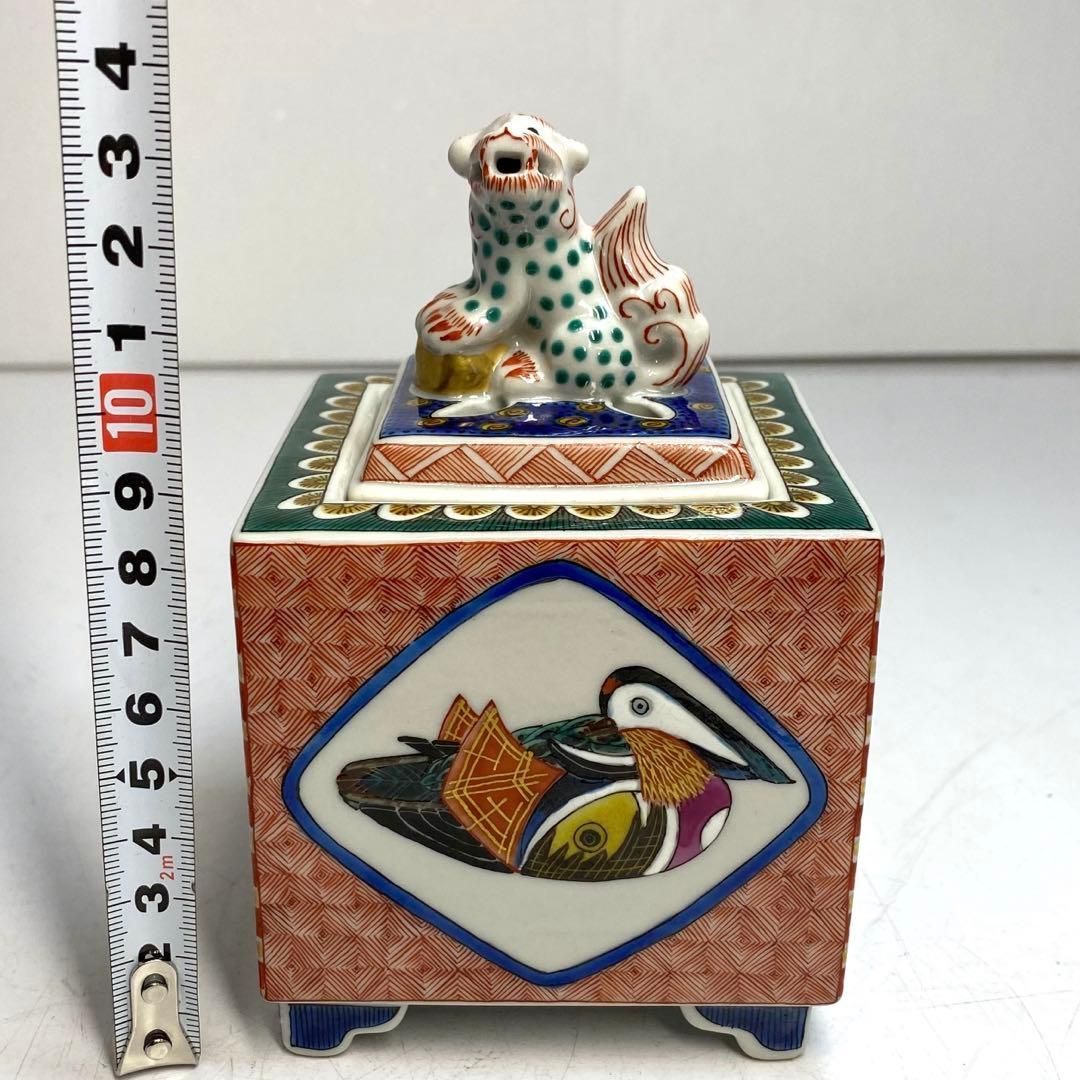 九谷　昭一郎　色絵　獅子香炉　共箱　トヒチ　高さ14㎝　東な6-0427① 九谷 昭一郎 色絵 獅子香炉 共箱 トヒチ 高さ14㎝ 東な6-0427①