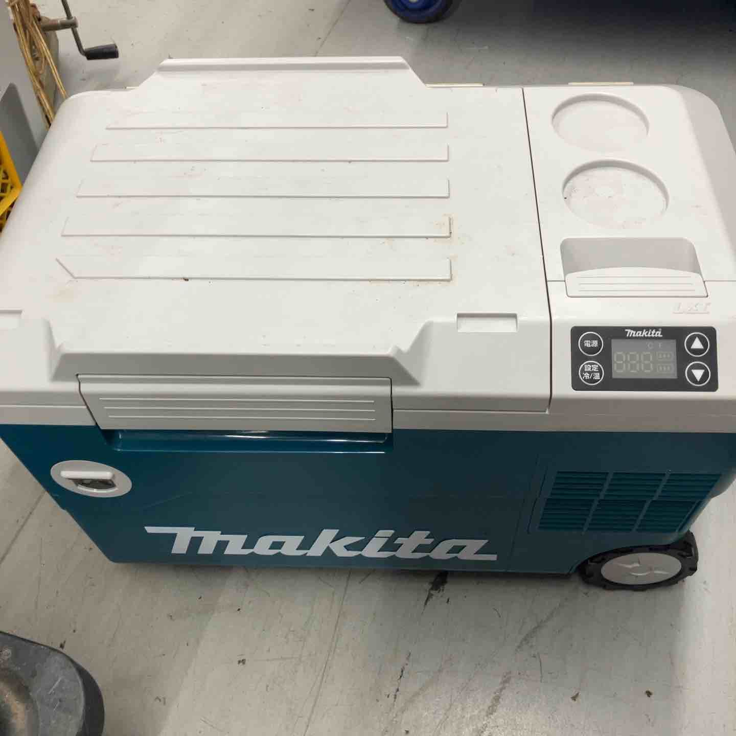 マキタ makita コードレス冷温庫 CW180DZ 戸田店