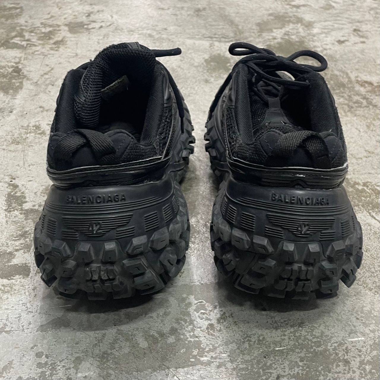 【最安値】balenciaga バウンサー 42 楽天市場】BALENCIAGA(バレンシアガ) サイズ:42 DEFENDER