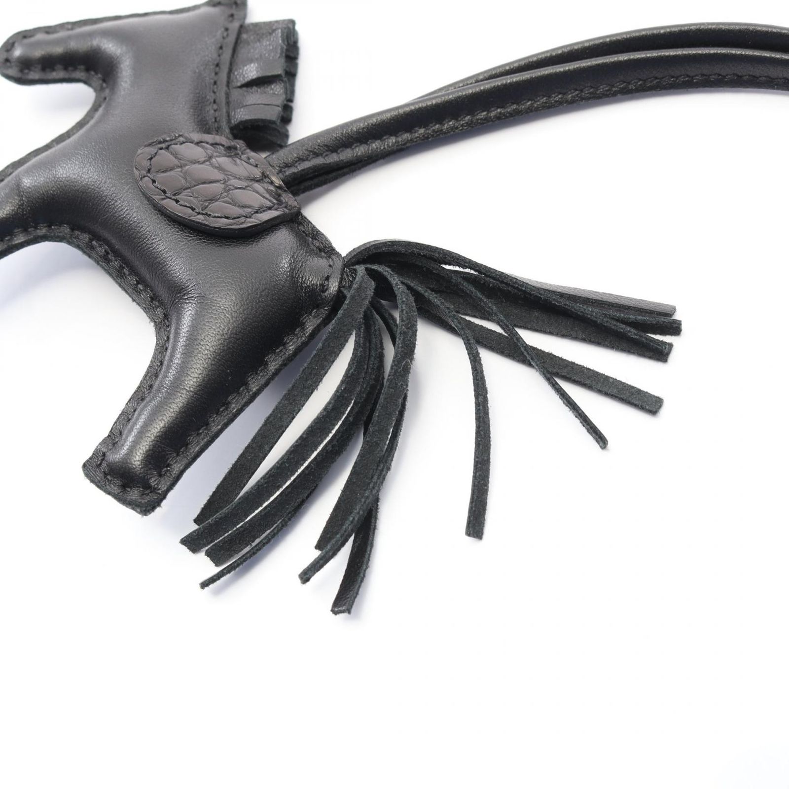 ソーブラック チャーム