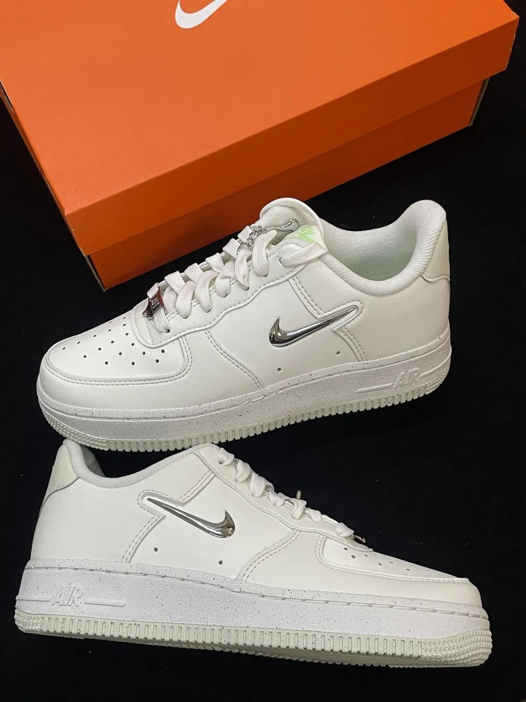 新品✨未使用❣️ 箱付 ✨NIKEナイキエアフォース1ロー'07男女兼用カジュアルスニーカーAir Force 1 Low '07 NEXT