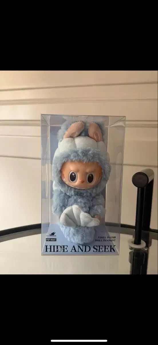 シンガポール Labubu(ラブブ） 限定版 POP MART (ポップマート ) 正規品