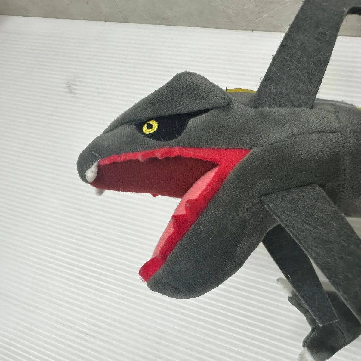 △ポケモン 黒いレックウザ ぬいぐるみ ※破損あり 中古品