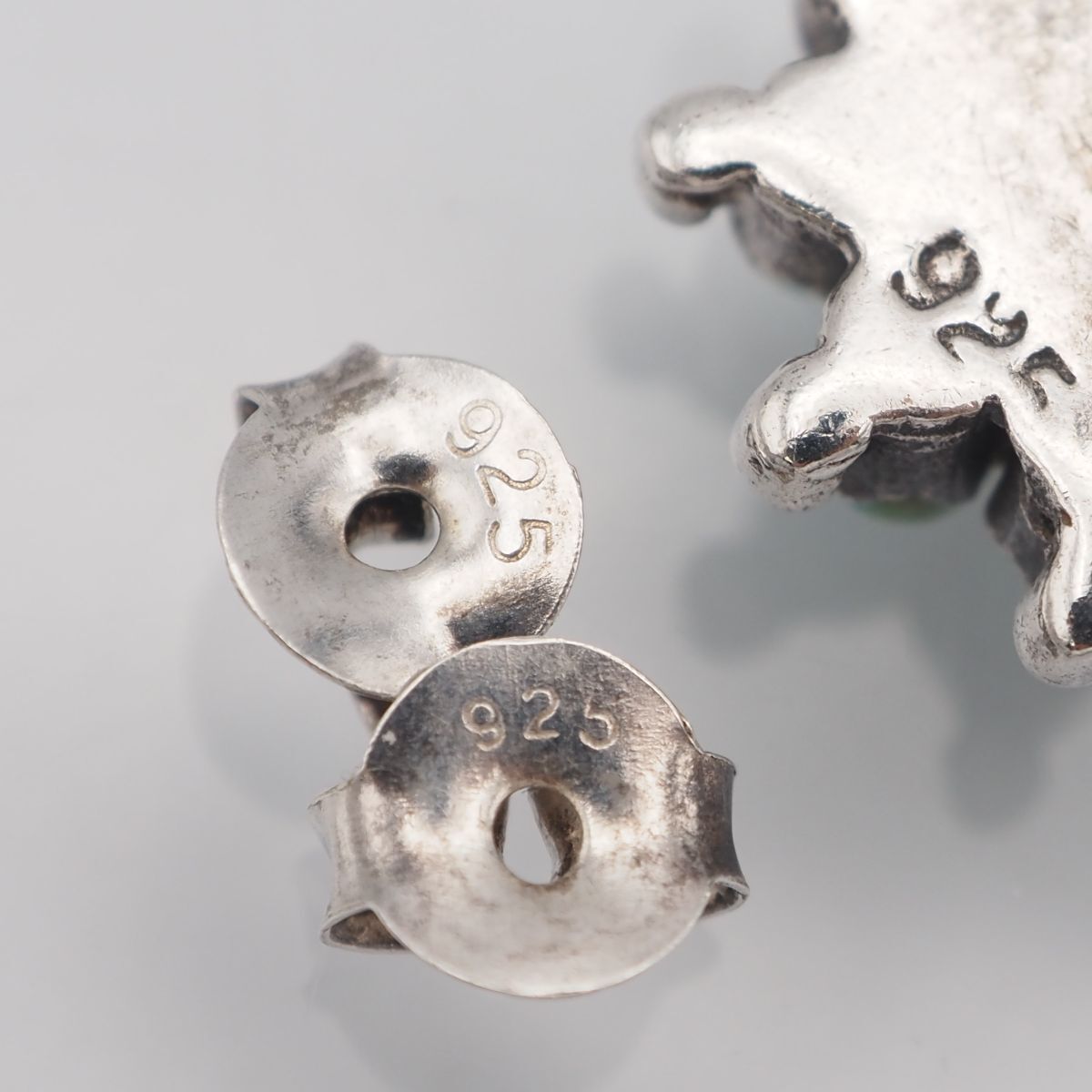 J665 ターコイズ トルコ石 925刻印 ピアス デザイン シルバー