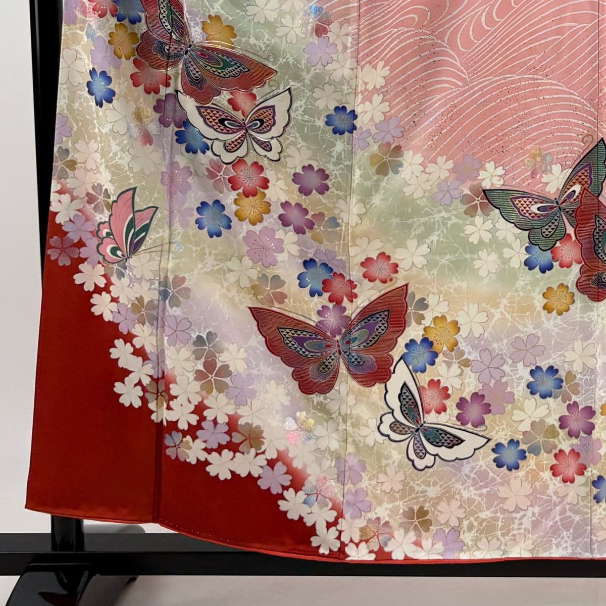 振袖 身丈156cm 裄丈62cm S 袷 蝶 桜 ラメ糸 ラメ彩 ピンク 正絹 秀品