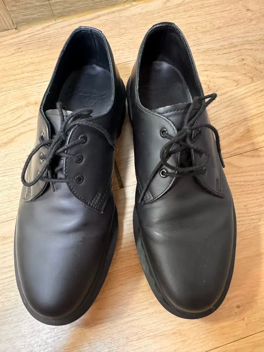 DR. MARTENS ドクターマーチン モノブラック 260