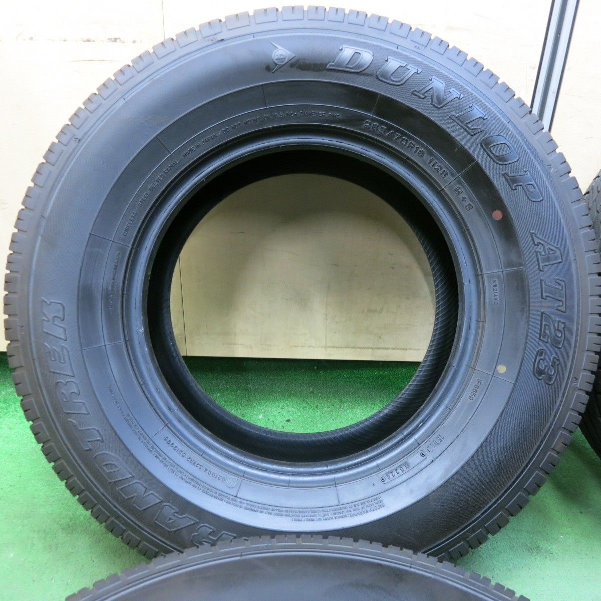 新車外し!24年☆265/70R16 ダンロップ AT23 グラントレック 新車外し!24年☆265/70R16 ダンロップ AT23 グラントレック