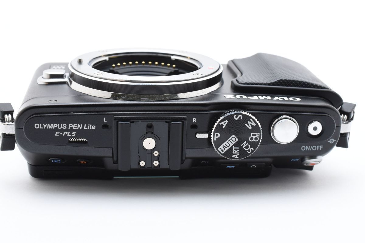 ショット数2820回 OLYMPUS E-PL5 充電器 フラッシュ付き ショット数2820回 OLYMPUS E-PL5 ボディ ブラック 充電器