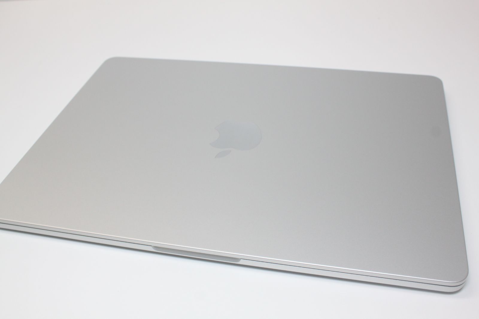 Apple - 【ジャンク品】MacBook Air（M2,2022）512GB/8GB ④ ジャンク品】MacBook Air（M2,2022）512GB/8GB〈MLY03J/A〉④