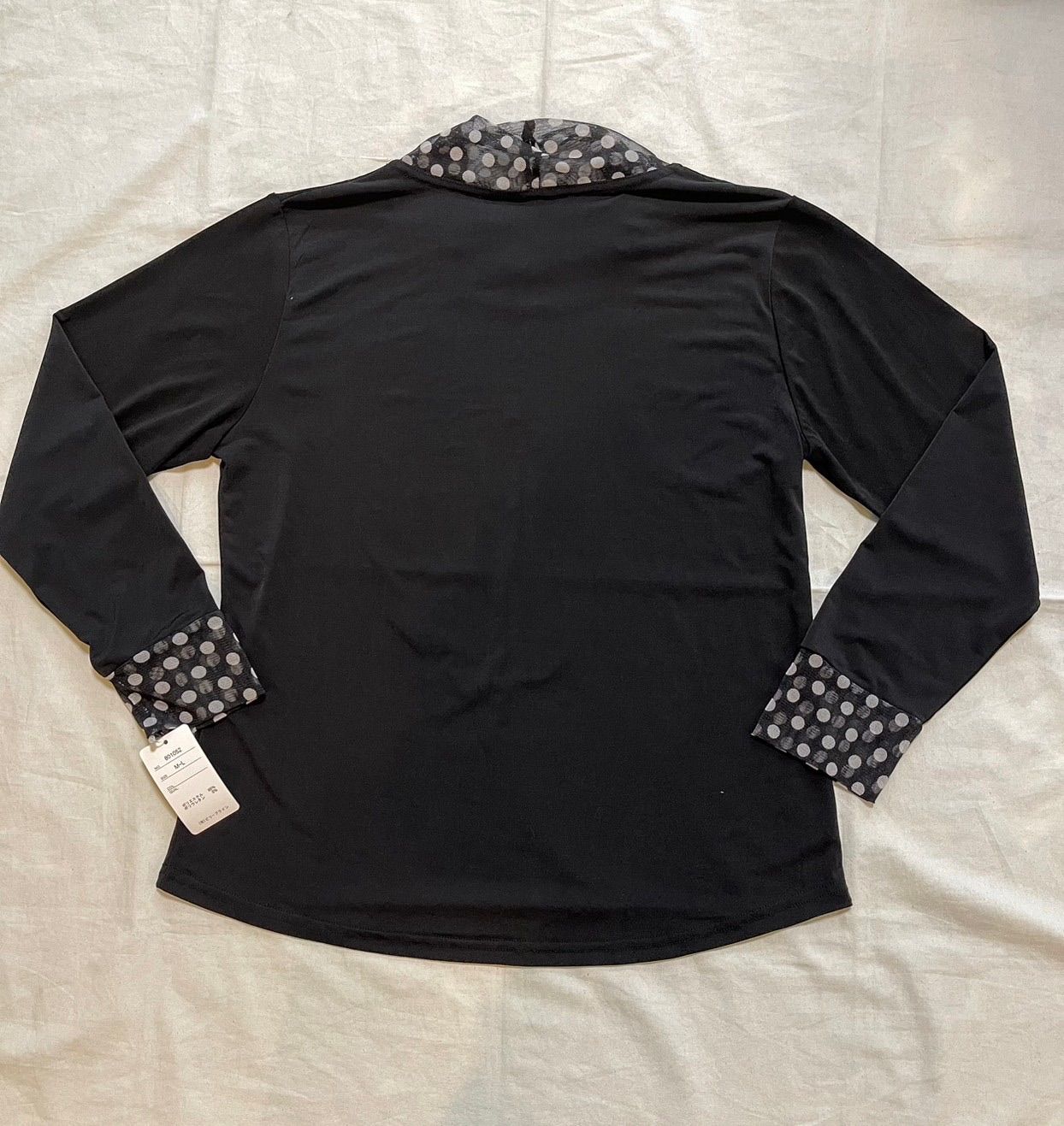 フォルテフォルテ　シャツ　新品未使用　タグ付き フォルテフォルテシャツ新品未使用タグ付き