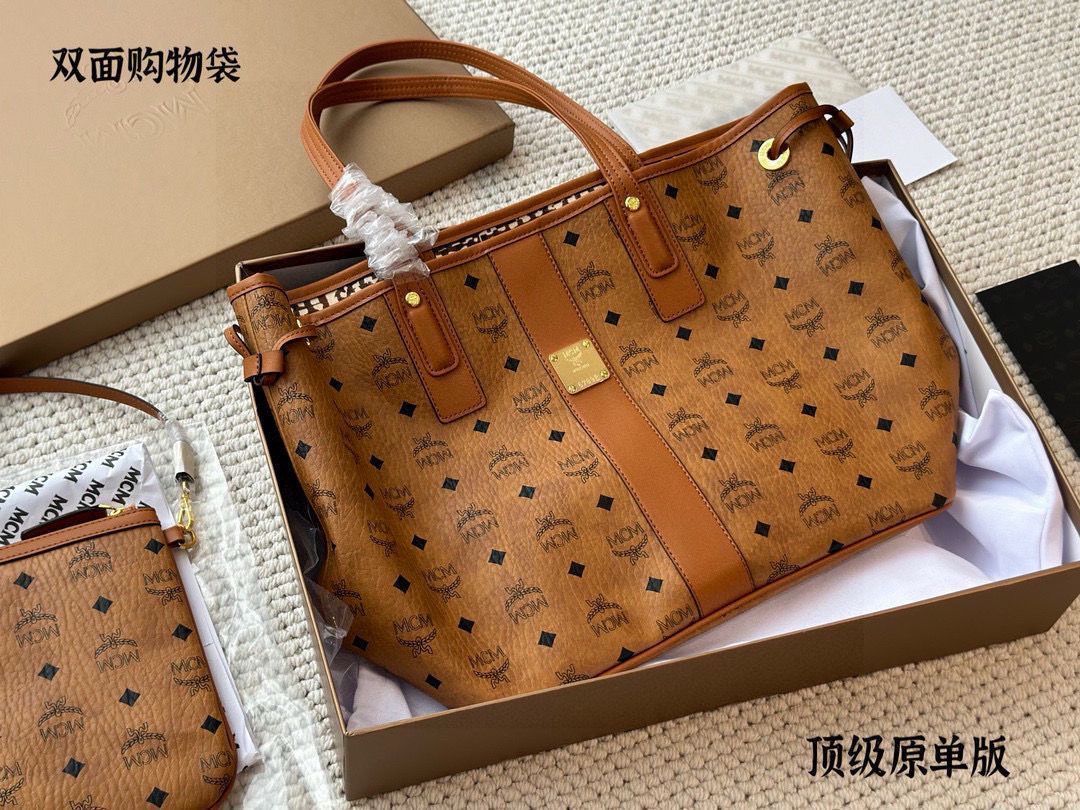 今日特価】MCM Double-Sided Shopping Bag ダブルサイド
