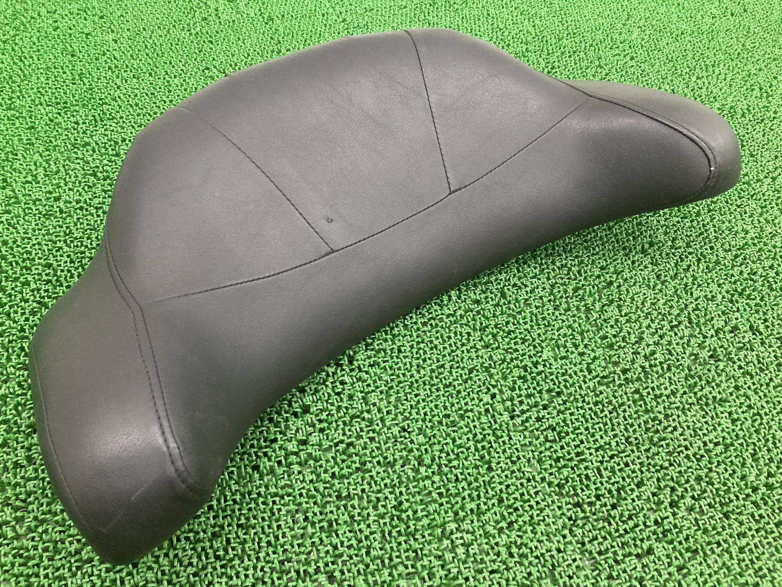 FLHTC1580 バックレスト ハーレー 純正 中古 バイク 部品 08年 FLHTC1580 バックレスト ハーレー 純正 中古 バイク 部品 08年