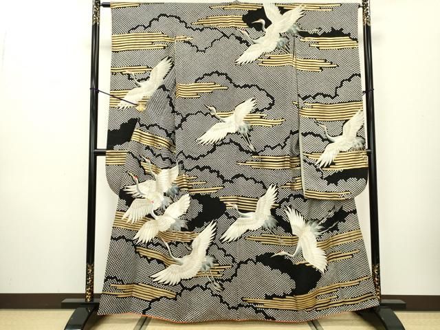 平和屋着物●豪華振袖 刺繍 鹿の子飛鶴文 黒地 金彩 正絹 DAAW3839fe