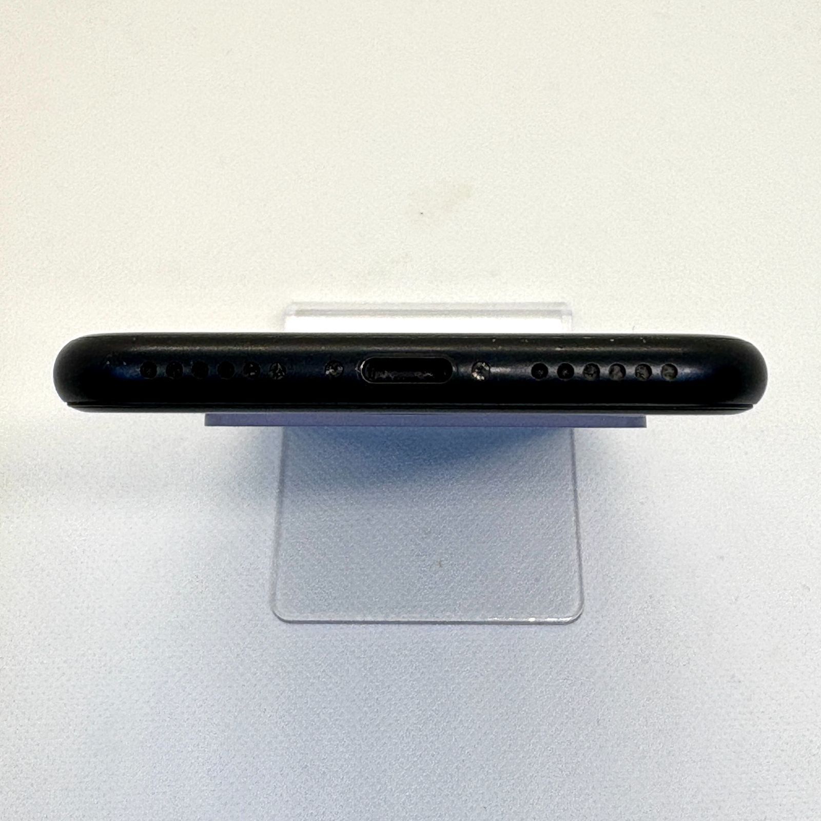 iPhone SE2 64GB ブラック SIMフリー バッテリー100 iPhone SE2