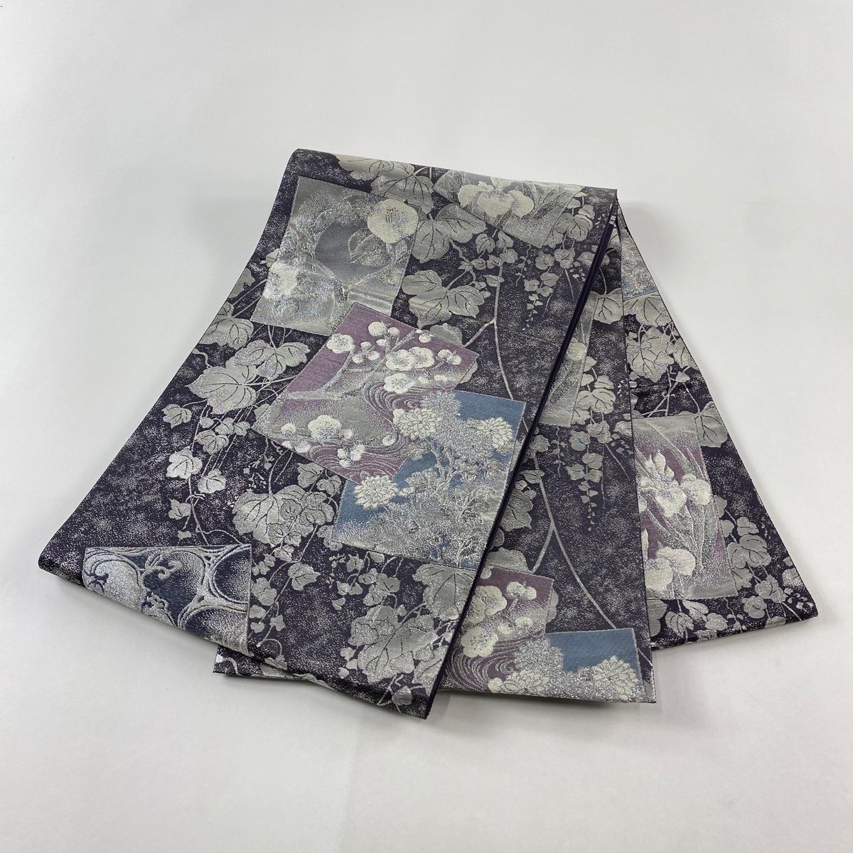 袋帯 美品 秀品 色紙 枝梅 銀糸 箔 灰紫 お太鼓柄 正絹 【中古