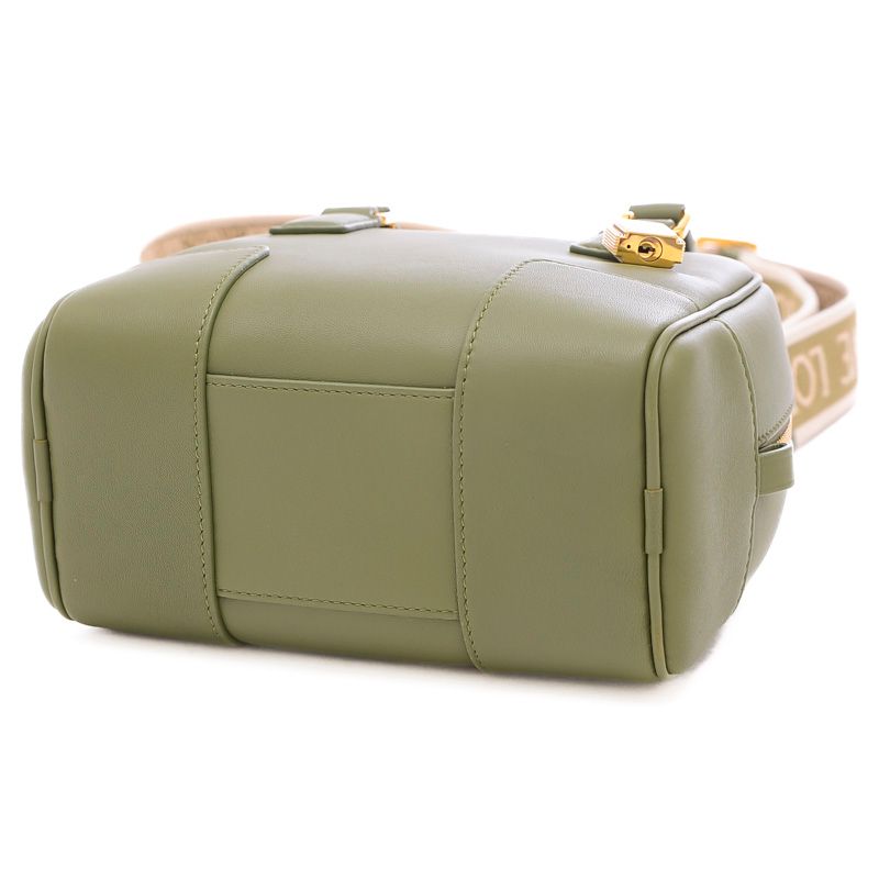 新品未使用 ロエベ アマソナ16 アボカド ロエベ バッグ アマソナ16 アボカドグリーン - メルカリ