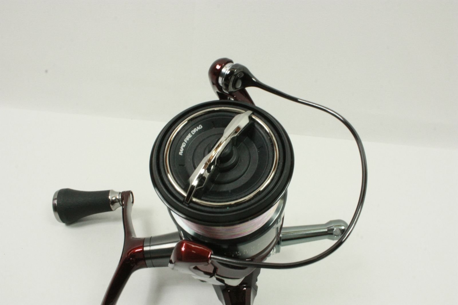 スピニングリール