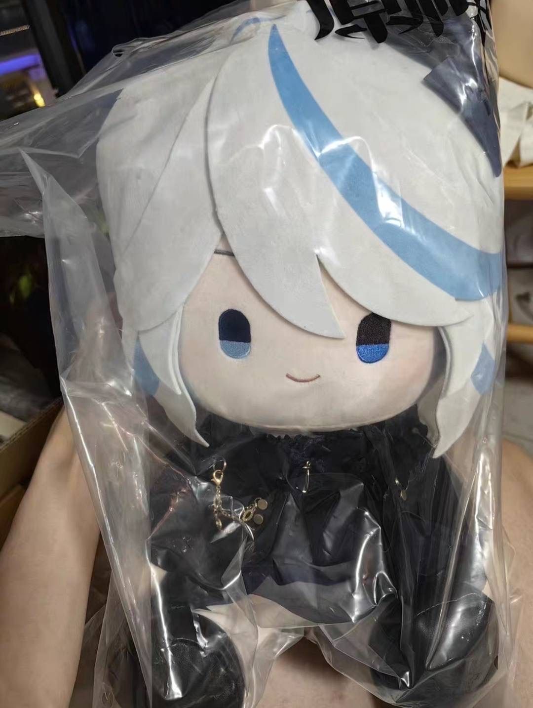 【原神】フリーナ　ぬいぐるみ　座る姿　坐姿　イメージファッション 公式正規品 原神】フリーナ ぬいぐるみ 座る姿 坐姿 イメージファッション