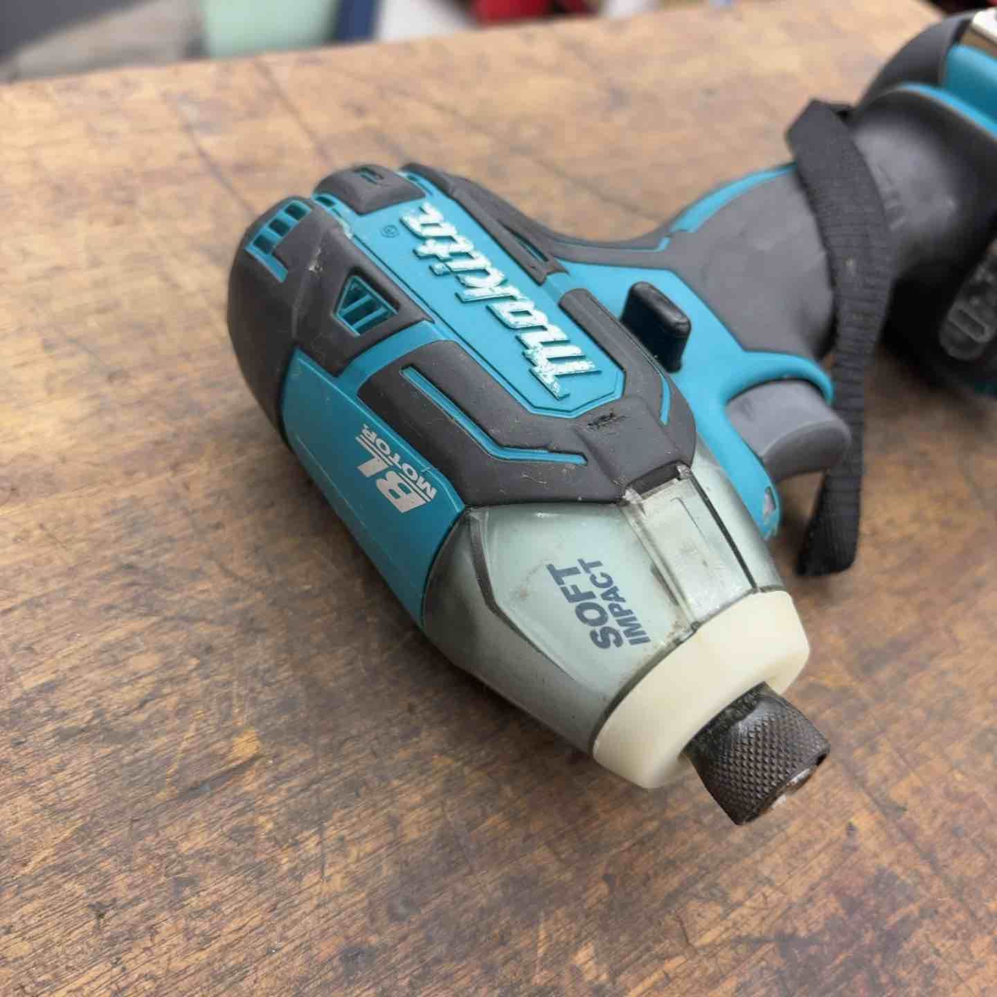 マキタ makita