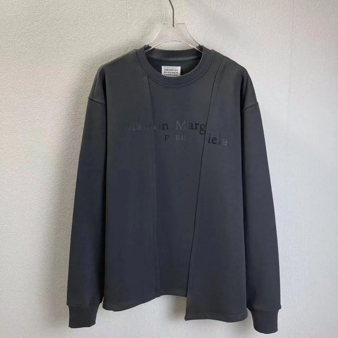クーポン有 シンプルな◆メゾンマルジェラMaison Margiela◆ロゴ スウェットトレーナー ユニセックス グレー