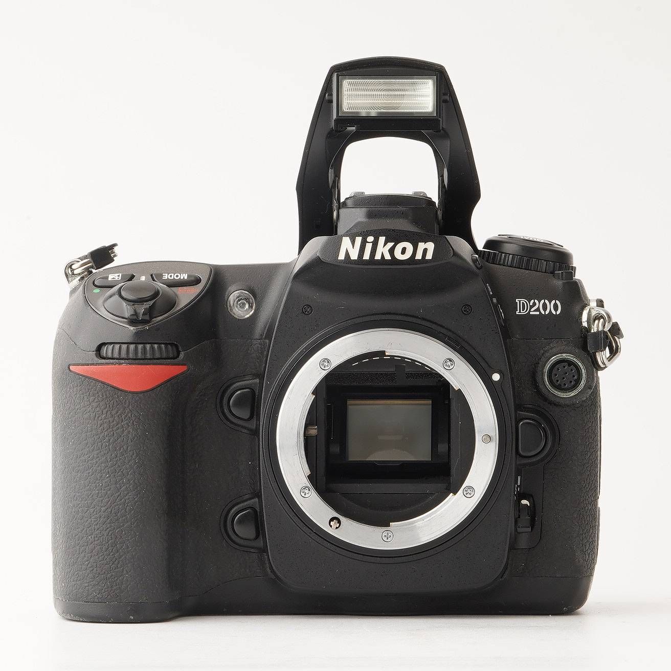 ニコン Nikon D200 ボディ / バッテリーパック MB-D200 - メルカリ