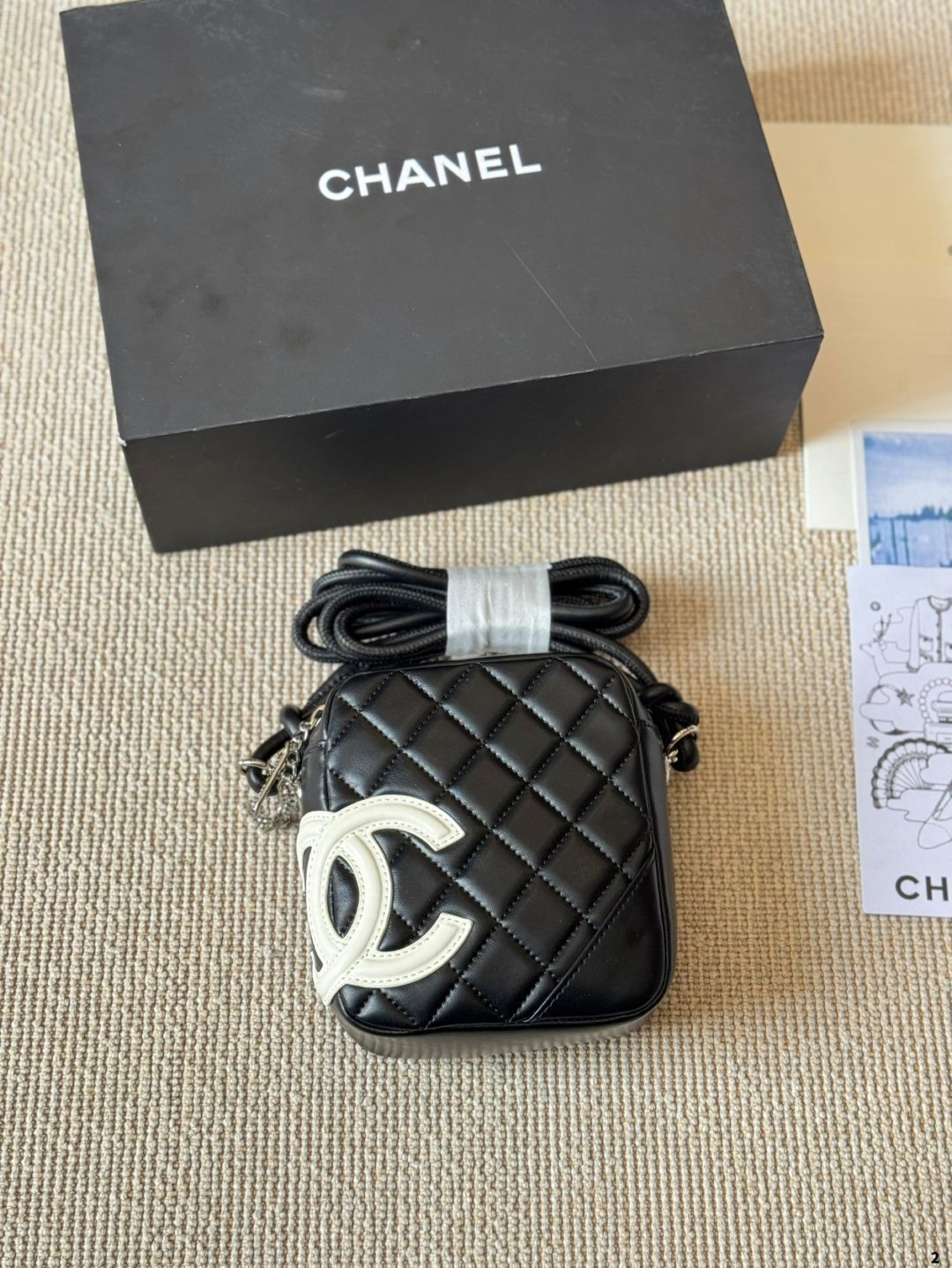 斜め掛けバッグ -