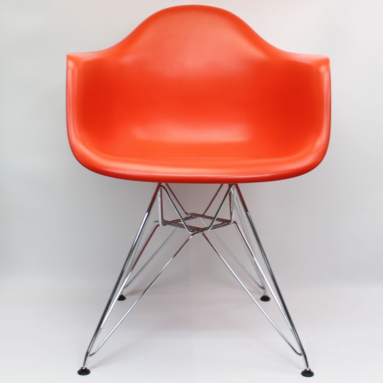 アームシェルチェア エッフェルベース