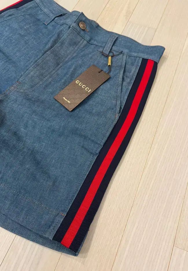 GUCCI グッチ