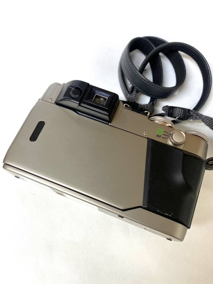 contax フィルムカメラ レンズ？　Carl Zeiss 50/1.4 planar  CONTAX Carl Zeiss Planar T* 50mm F1.4 MMJ 純正フード付