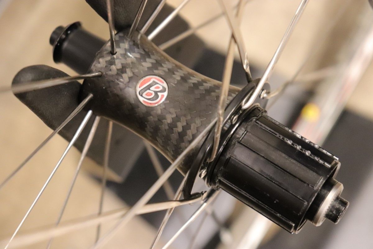ボントレガー BONTRAGER RACE XXX LITE カーボン クリンチャー