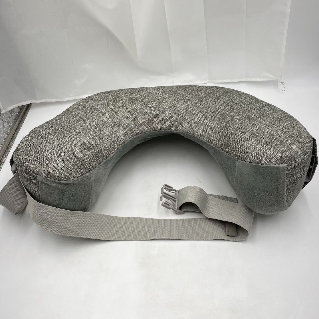 美品　Ergobaby ナチュラルカーブ ナーシングピロー　99% 美品Ergobaby エルゴベビー ナーシングピロー 授乳クッション エルゴ