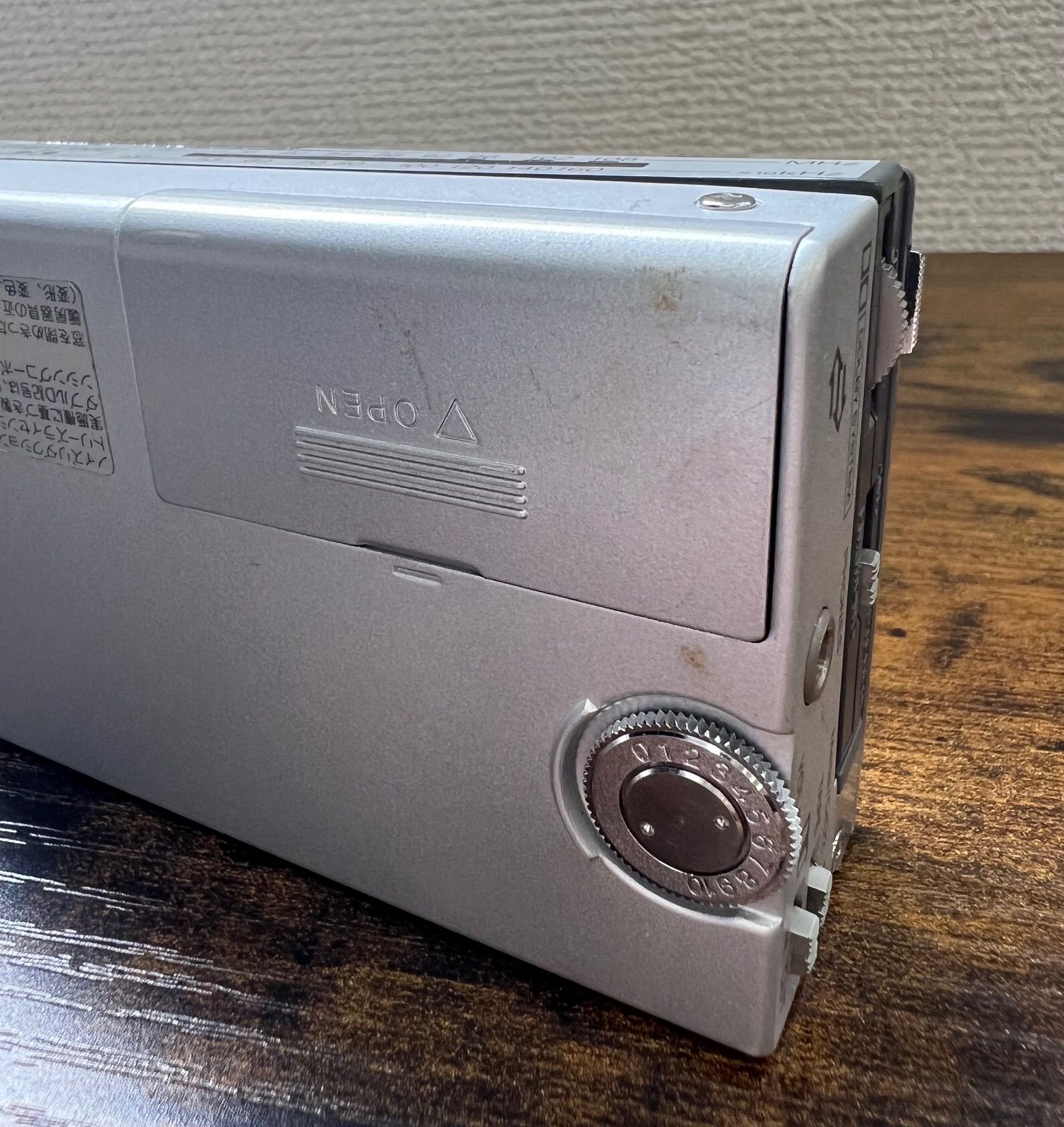 東芝　ポータブルカセットプレイヤー　Walky ウォーキー　KT-AS10 東芝 ポータブルカセットプレイヤー Walky ウォーキー KT-AS10